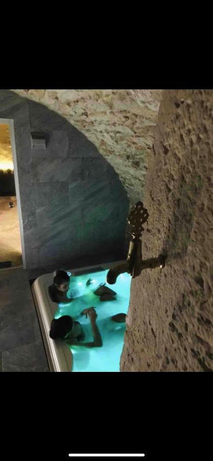 Jaccuzi & Spa Des Caves Stanislas Nancy Eksteriør billede