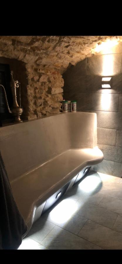 Jaccuzi & Spa Des Caves Stanislas Nancy Eksteriør billede